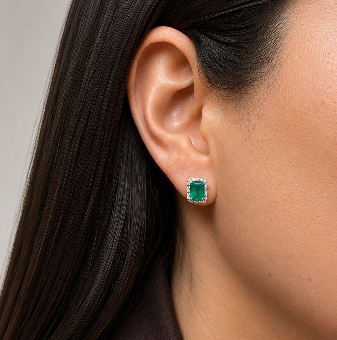 Aretes Esmeralda con Halo Oro 14K