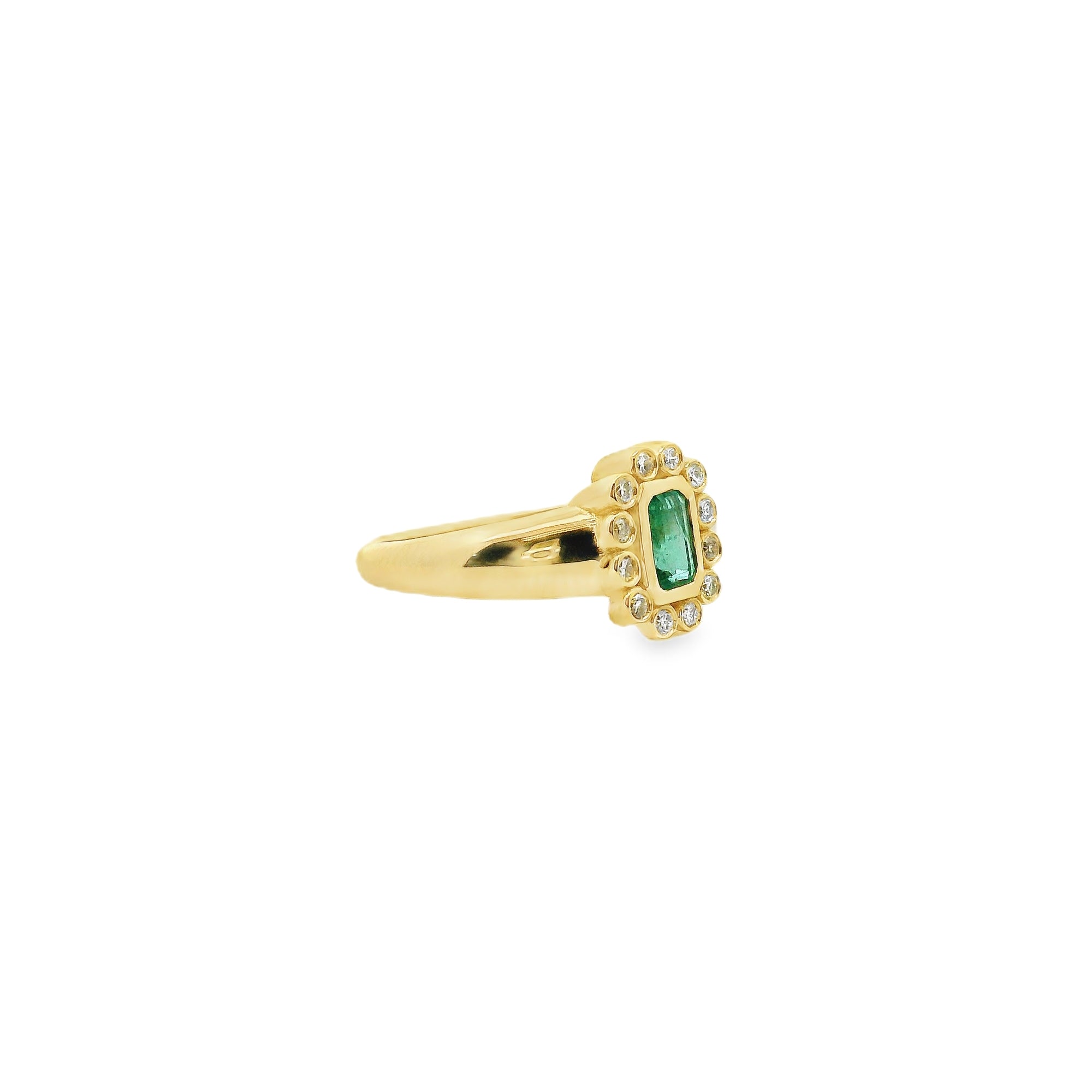 Anillo Vintage de Esmeralda con Diamantes en Oro Amarillo 14K