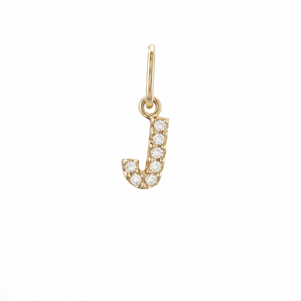Dije Inicial con Diamantes en Oro 14K